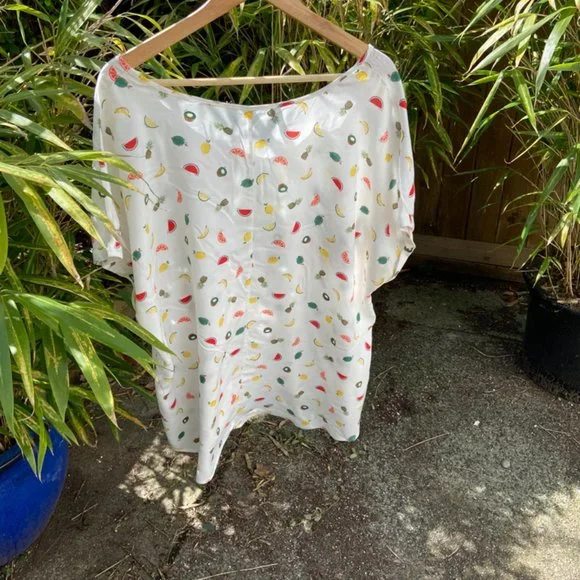 Summer Top - Picture 2 of 2